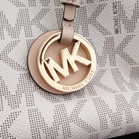 Michael Kors Purse - Picture 2 of 4